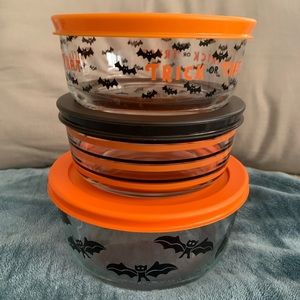 Halloween style glass food storage bowls